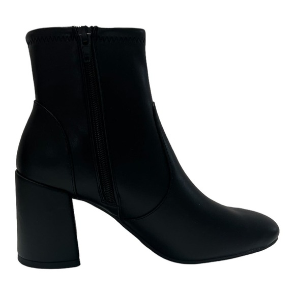 MADDEN NYC Women's Side 9 Bootie Zip black Ankle Heel Boots Comfort Form NEW - Picture 3 of 10